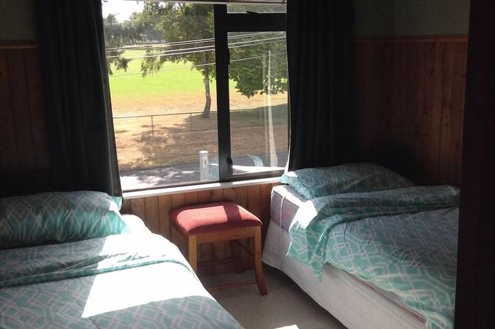 Gîte pour 7 personnes, avec jardin et balcon à Taupo - 4
