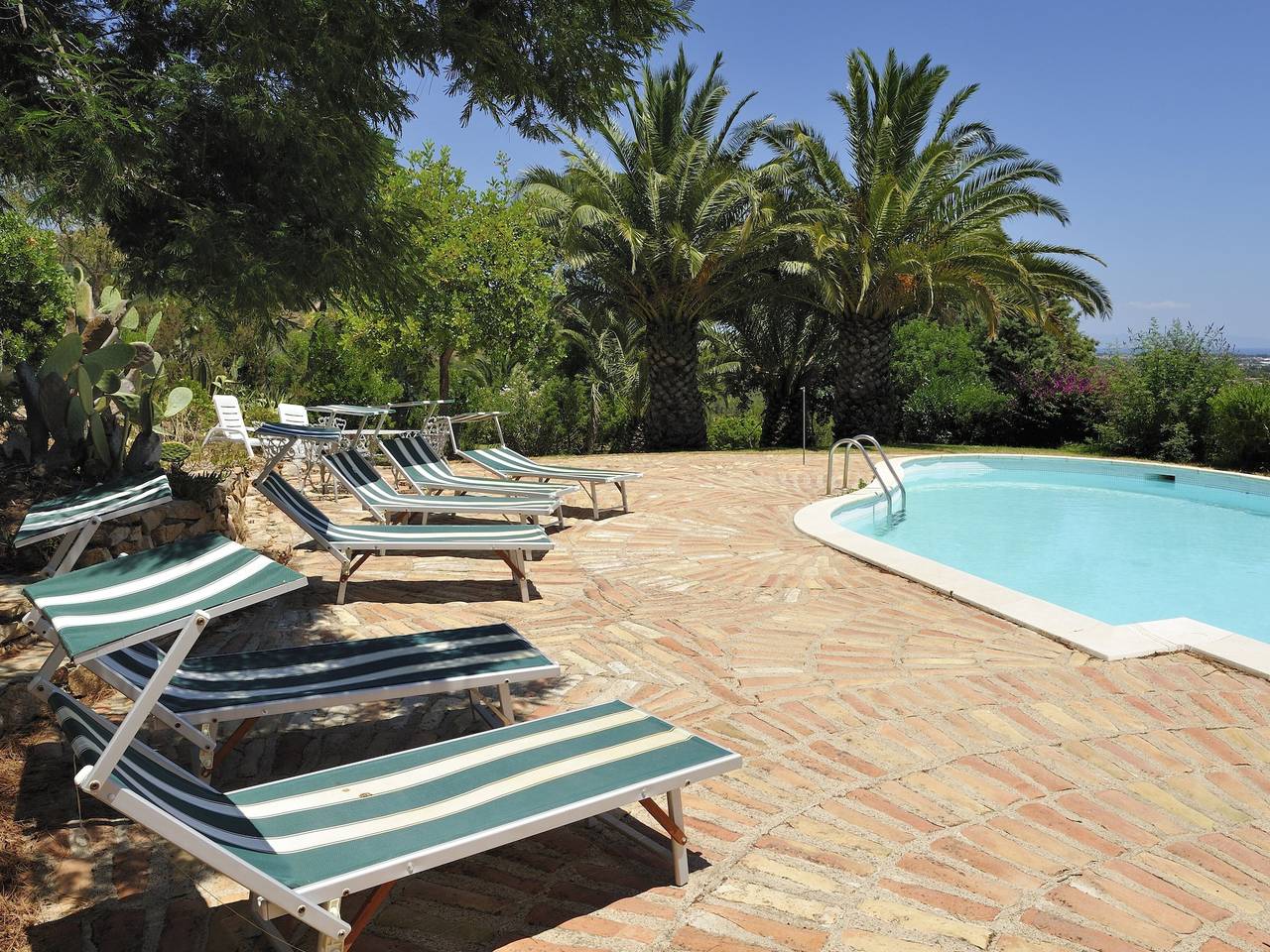 Villa per 8 Persone in Pula e dintorni, Cagliari e Dintorni