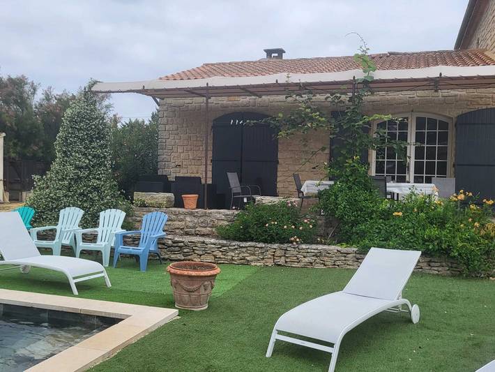 Location de vacances pour 6 personnes, avec terrasse et piscine à Aubignan - 4