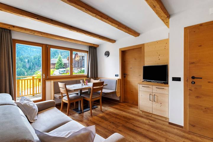 Ferienwohnung für 5 Personen, mit Balkon und Garten in Alta Badia - 2