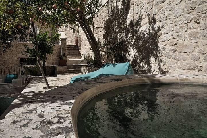 Villa pour 6 personnes, avec jardin et jacuzzi - 1
