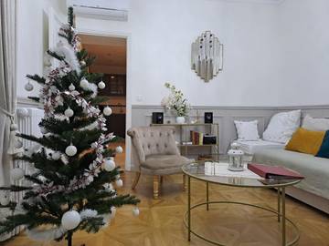 Gîte pour 4 personnes, avec vue et terrasse à Ballan-Miré