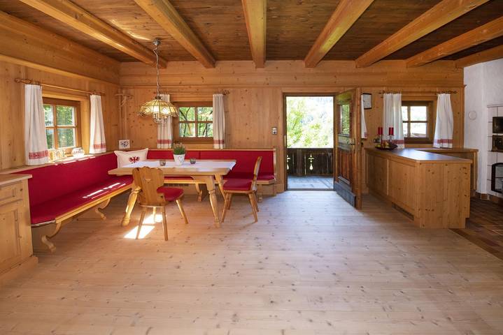 Ferienhaus für 7 Personen, mit Balkon und Terrasse sowie Garten und Ausblick in Alpbach - 4