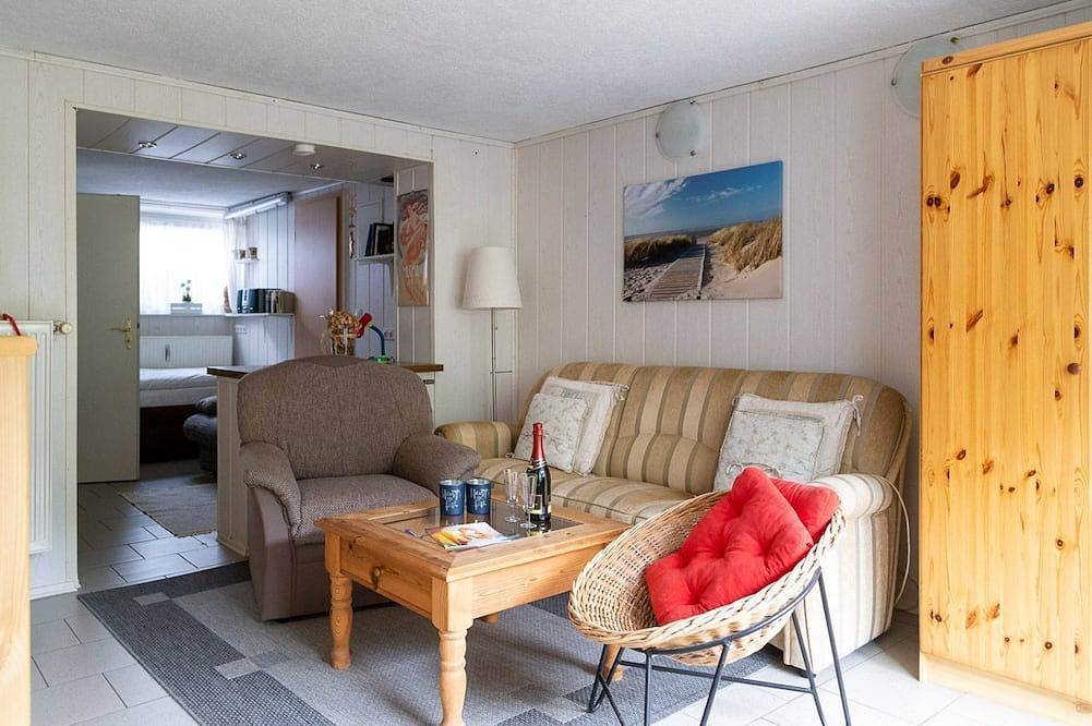Ganze Wohnung, Ferienwohnung Erdgeschoß mit separatem Eingang ** - Fewo Ostseebrise in Güstrow, Mecklenburgische Seenplatte