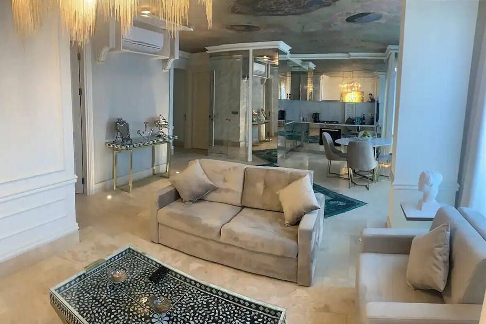 Ganze Wohnung, Ab Residences-Antique Apartment 2Br/2Bathroms\n\n in Beyoğlu, Istanbul