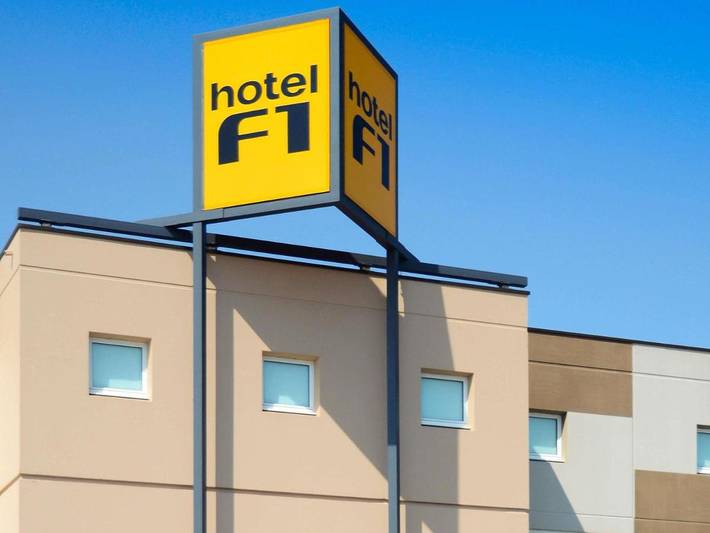 Hôtel pour 2 personnes, avec terrasse et jardin à Saint-Quentin-sur-le-Homme - 3