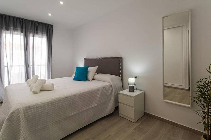 Ferienwohnung für 6 Personen, mit Terrasse und Pool in Benajarafe - 2