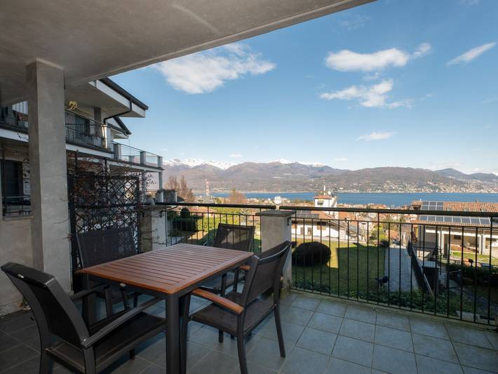 Gîte pour 4 personnes, avec terrasse et vue sur le lac, animaux acceptés dans Baveno - 3