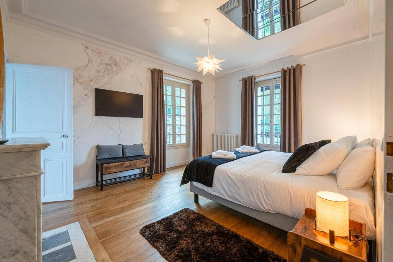 Villa Les Roches - Confort & Relaxation in La Ferté-Gaucher, Seine-et-Marne