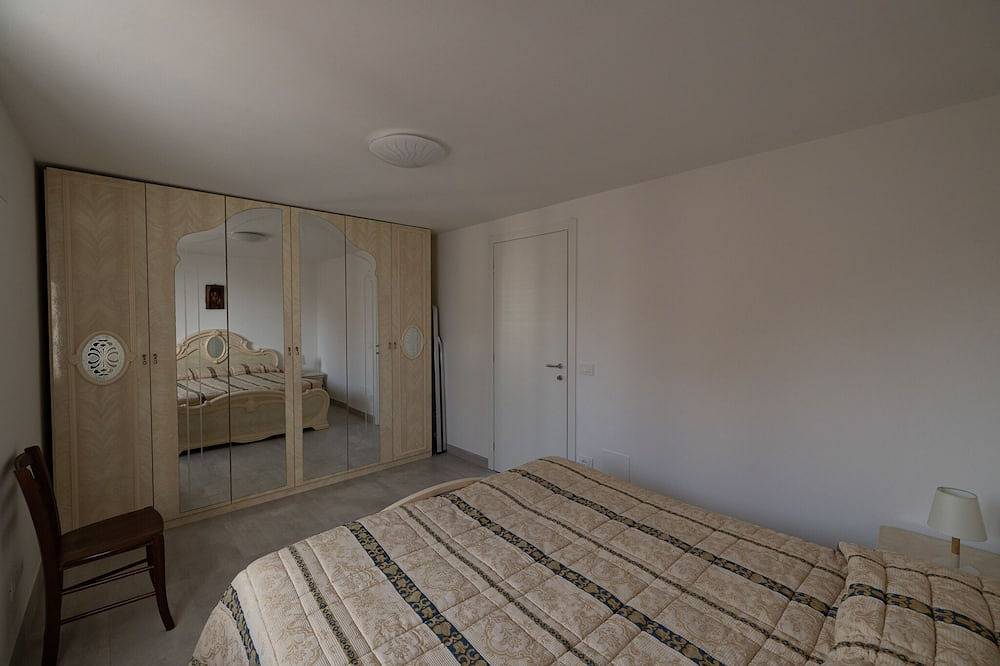 Entire apartment, Arma Di Taggia: Apartment/ flat - Taggia in Taggia (City), Taggia