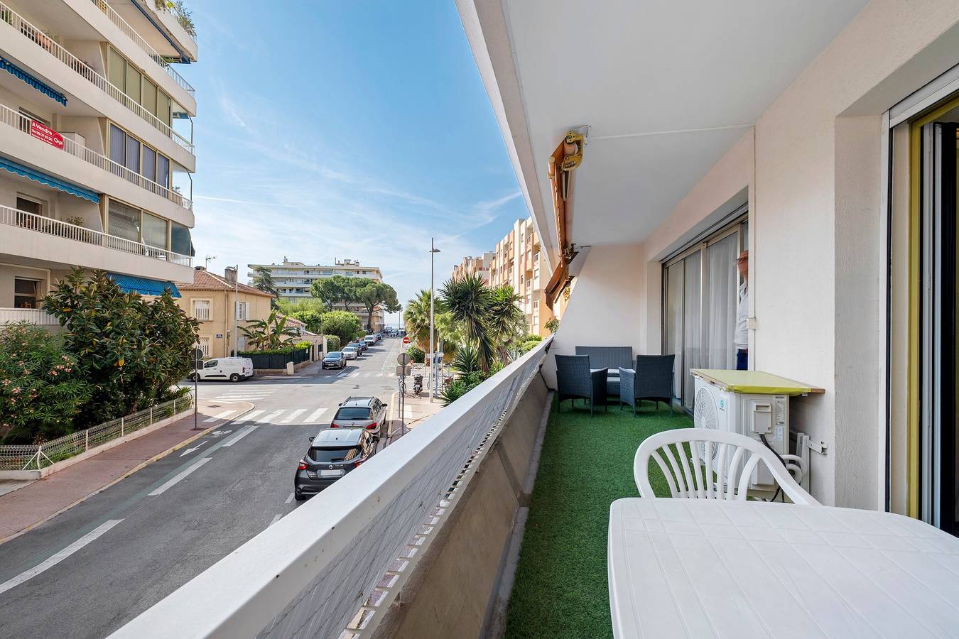 Ganze Wohnung, Apartment 'Couronne Du Cros' mit Meerblick, Wlan und Klimaanlage in Cagnes-sur-Mer, Mittelmeerküste (Frankreich)