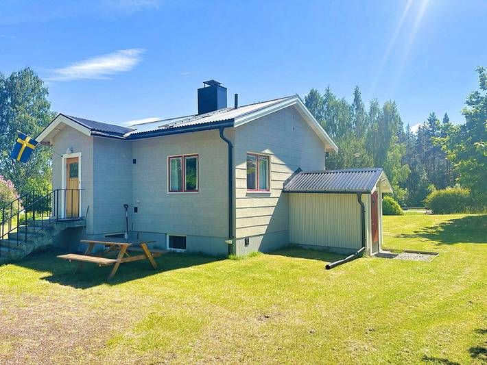 Hus för 4 Personer, med trädgård i Jämtland