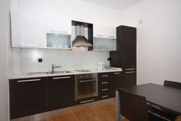 Ferienwohnung für 4 Personen, mit Balkon/Terrasse in Tucepi