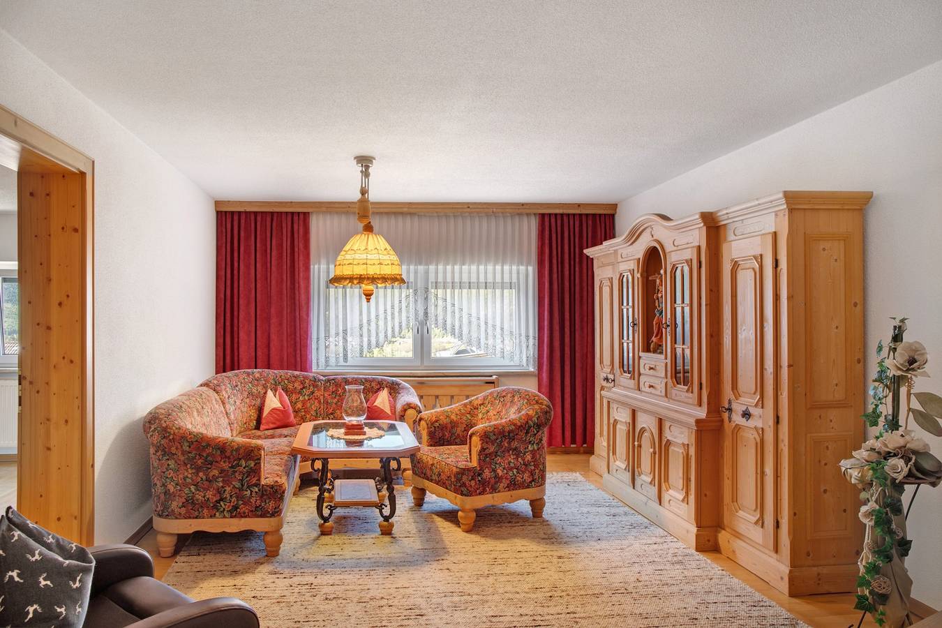 Ganze Wohnung, Ferienwohnung "Hof Almfrieden" in Dormitz mit Blick auf die Alpen in Nassereith, Bezirk Imst