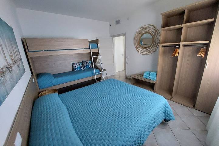 Entire apartment, Appartamento Vicino al Lago in Lazise, Garda Mountains
