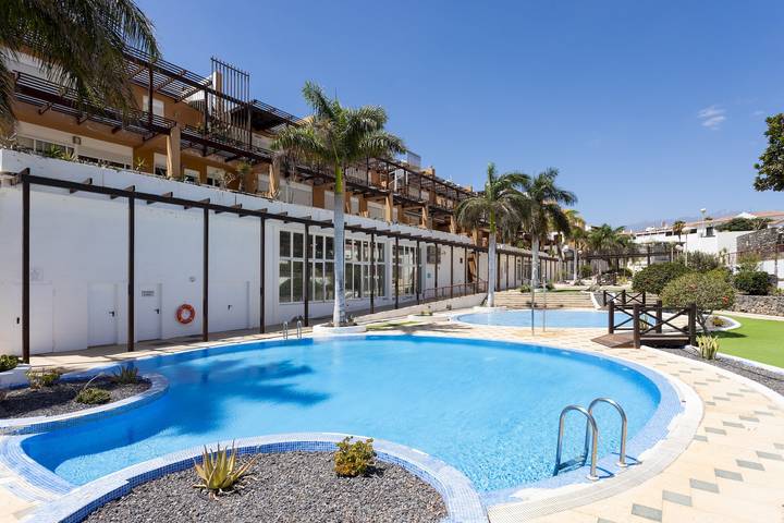 Ganze Wohnung, Ferienwohnung für 4 Personen mit Pool in Amarilla Golf, San Miguel de Abona