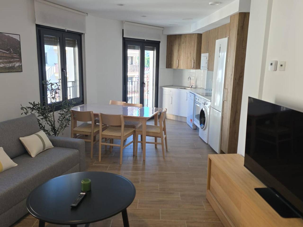Apartamento entero, Dúplex Moderno en el Corazón de Jaca para 6 Pers. in Jaca, Pirineo Aragonés