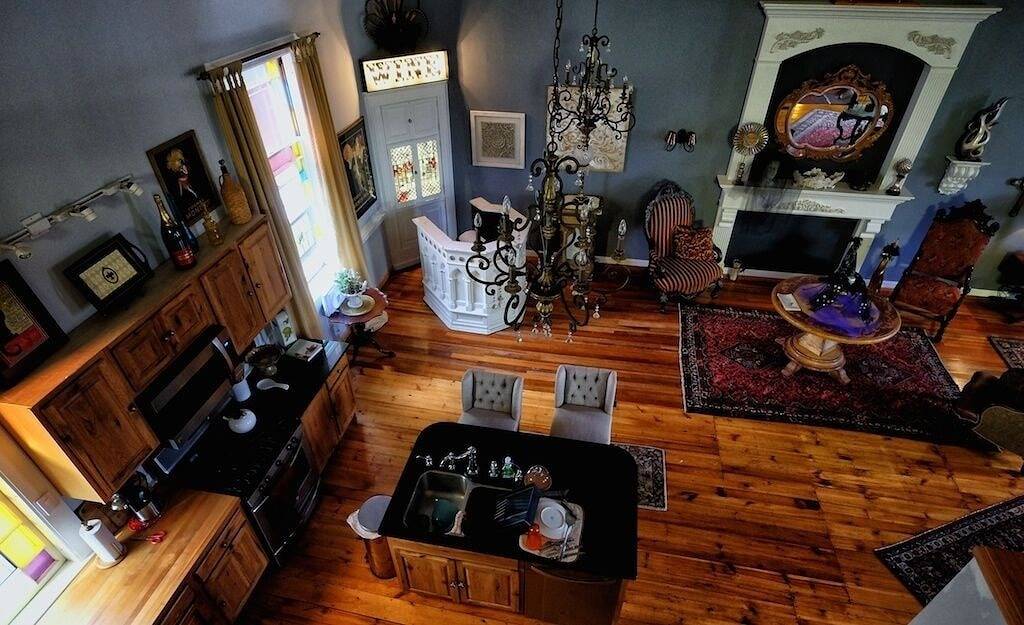 Schlafen Sie wie ein Engel in einer alten Kirche - Blaues Zimmer in Wolfeboro, Lake Winnipesaukee