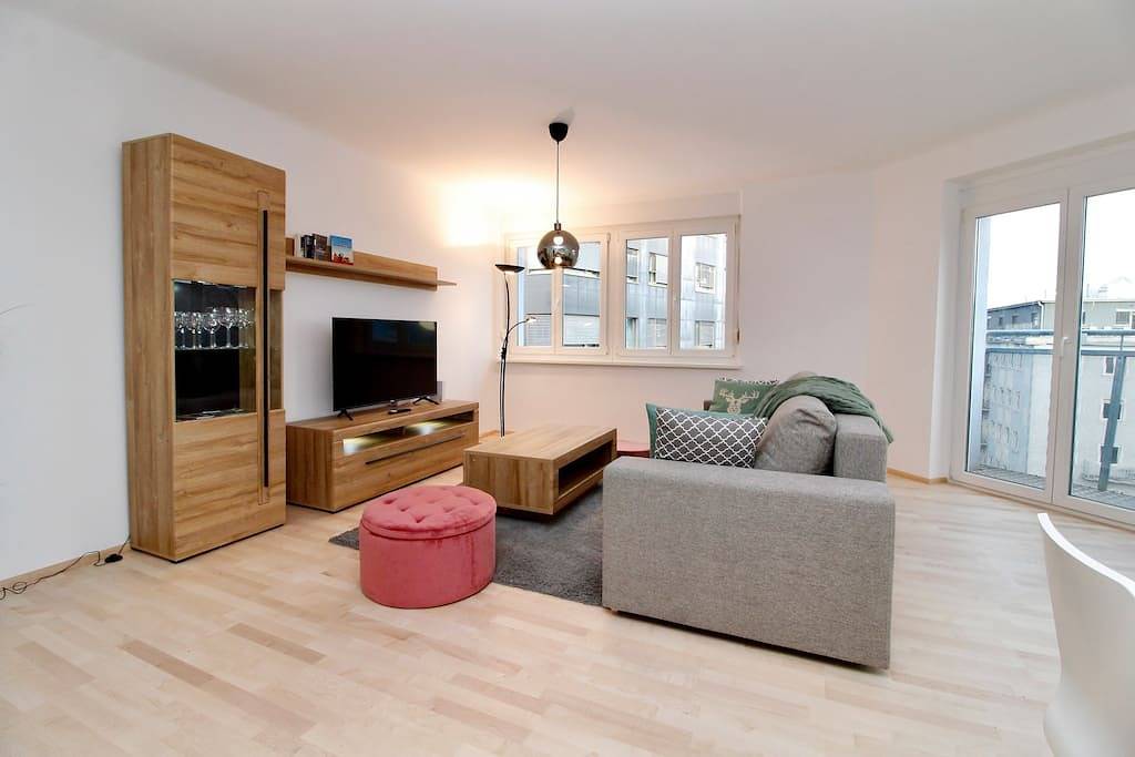 Ganze Wohnung, Ferienwohnung für 6 Personen mit Ausblick in Graz, Steirerland