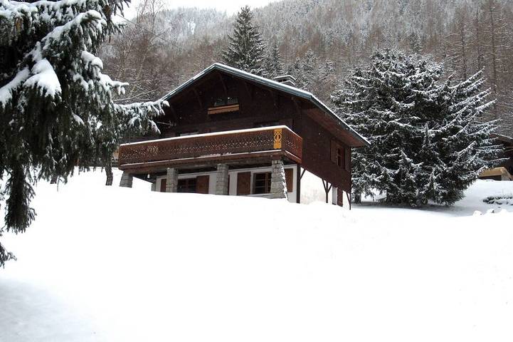 Chalet for 10 people, with garden and balcony - 1