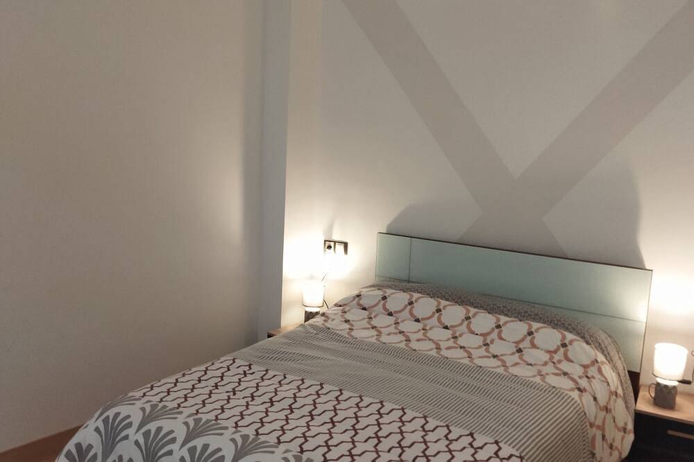 Entire apartment, Penthouse in Corella (Bardenas Reales, Senda Viva, etc..) in Corella, Navarra Province
