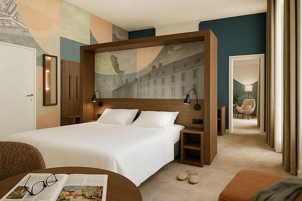 2 Stylish Rooms Ideal for Cultural Experiences Near The Fries Museum in Leeuwarden, Niederländische Nordsee