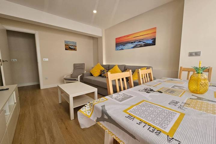Ganze Wohnung, Gemütliches Apartment mit voll ausgestatteter Küche & Wlan in Camargo, Kantabrische Küste