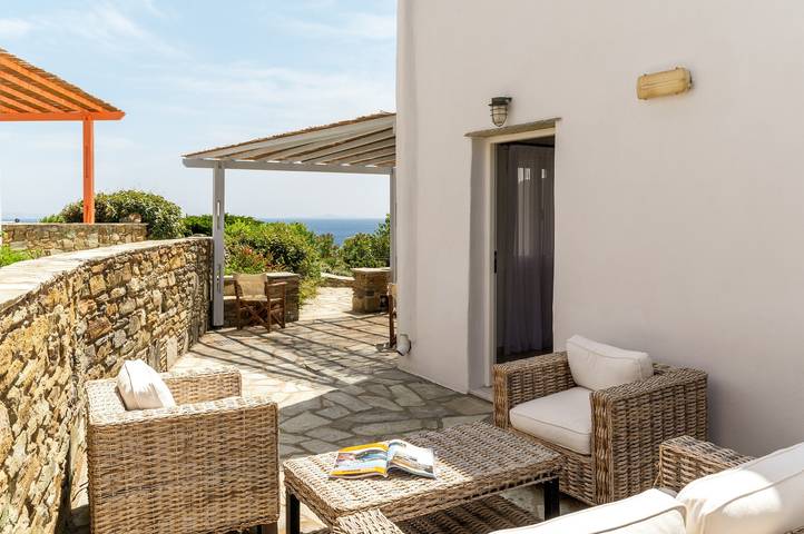 Location de vacances pour 5 personnes, avec jardin et balcon dans Tinos - 2