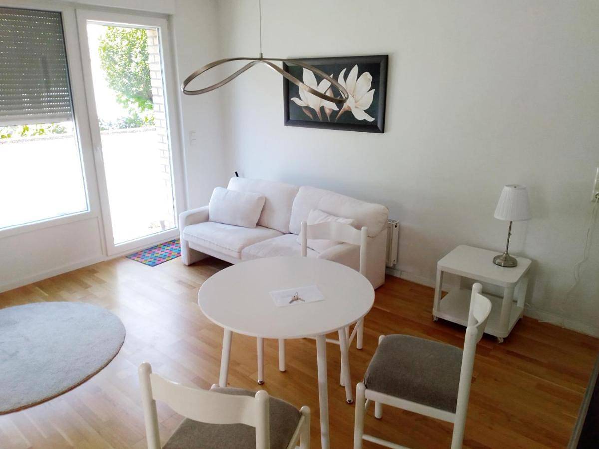 Ganze Wohnung, Zentrale ruhige Lage mit Parkplatz und Terrasse in Bad Honnef, Siebengebirge