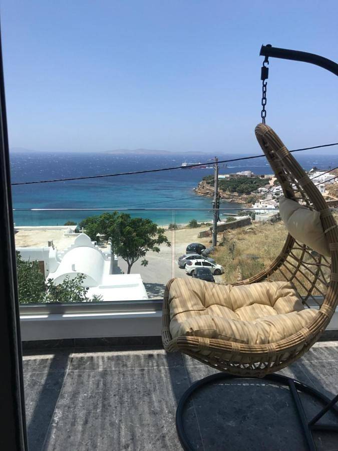 Fraskoula's Beach in Agios Stefanos, Mykonos