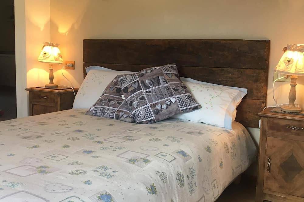 Casa dei nonni surrounded by nature and mountains in Borgo Val di Taro, Appennino Parmense