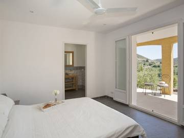 Casa De Vacaciones para 6 Personas en Roquebrun, Parque Natural Regional de Haut-Languedoc, Foto 4