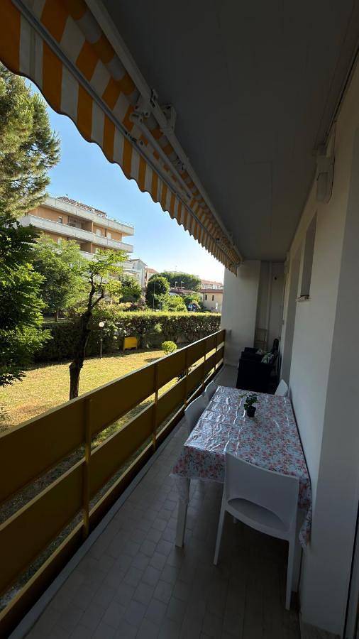 Appartamento per 5 persone, con Balcone e Terrazza nonché Panorama a Lido Adriano