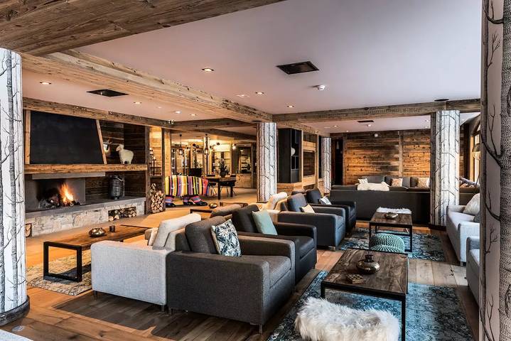 Chalet pour 4 personnes, avec sauna ainsi que piscine et balcon à Val-d'Isère - 2