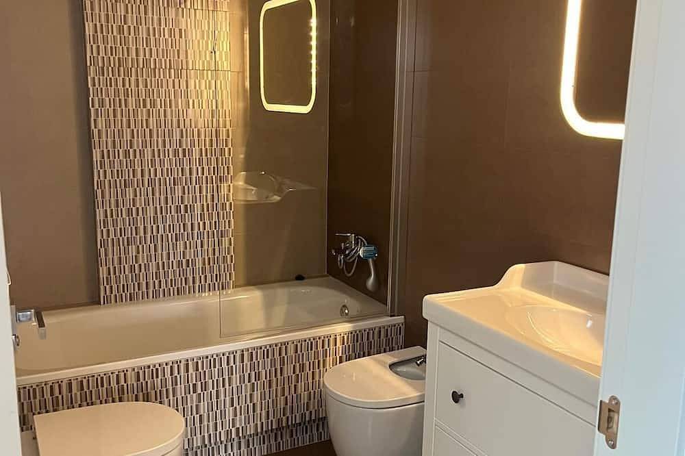 Appartement entier, \"Julia Gemella Acci\" Vacation Rentals. Space and tranquility right in the heart of the city. in Guadix, Géoparc de Grenade