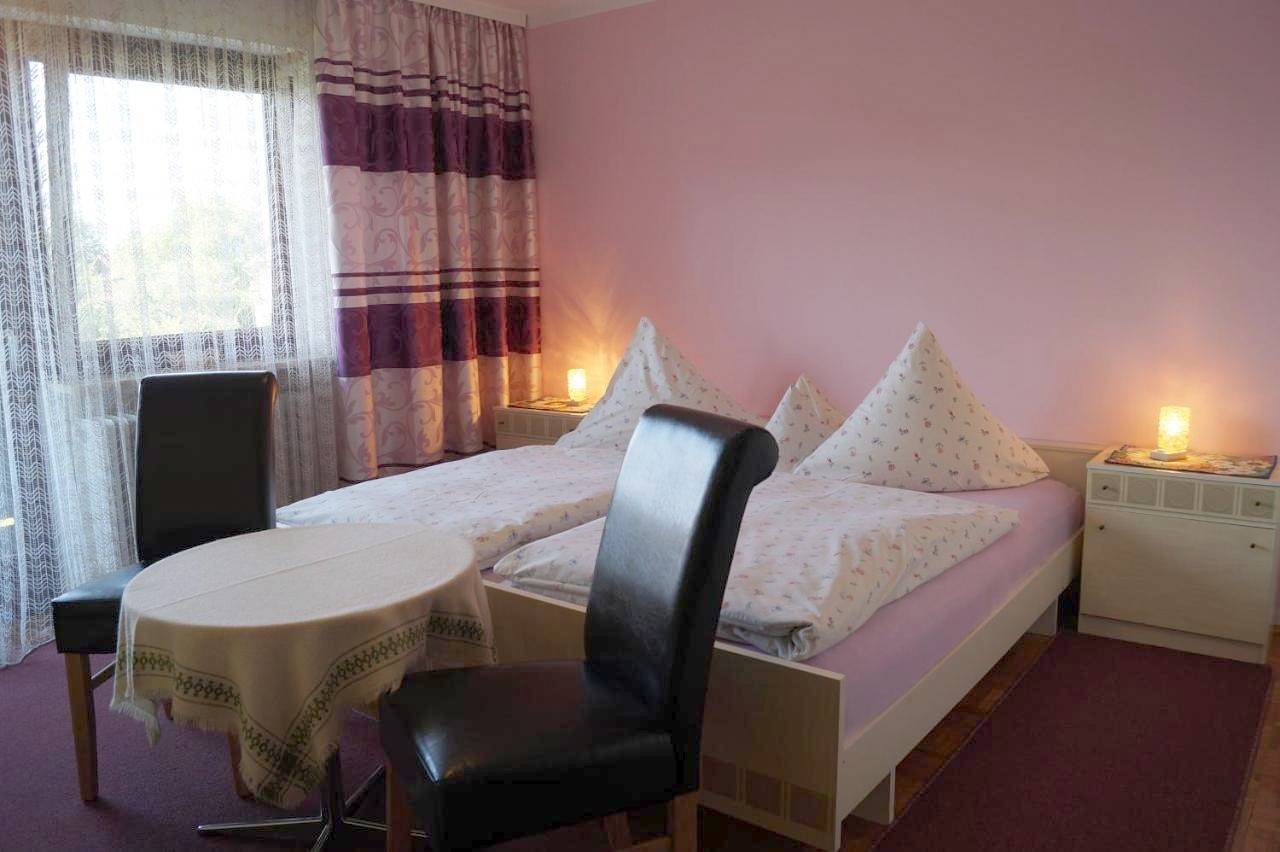 Budget Single Room in Egglfing am Inn, Bad Füssing