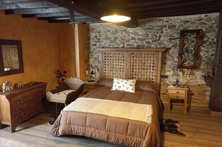 Acogedora Casa Rural La Moraquintana en norte de Cáceres ideal familias in Santibáñez el Bajo, Provincia de Cáceres