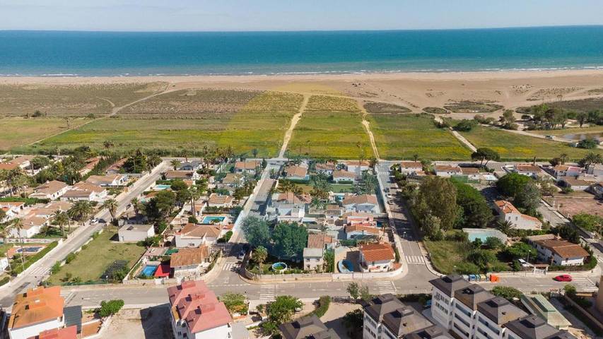 Location de vacances pour 5 personnes, avec Terrasse ainsi que Jardin et Vue dans l'Eucaliptus