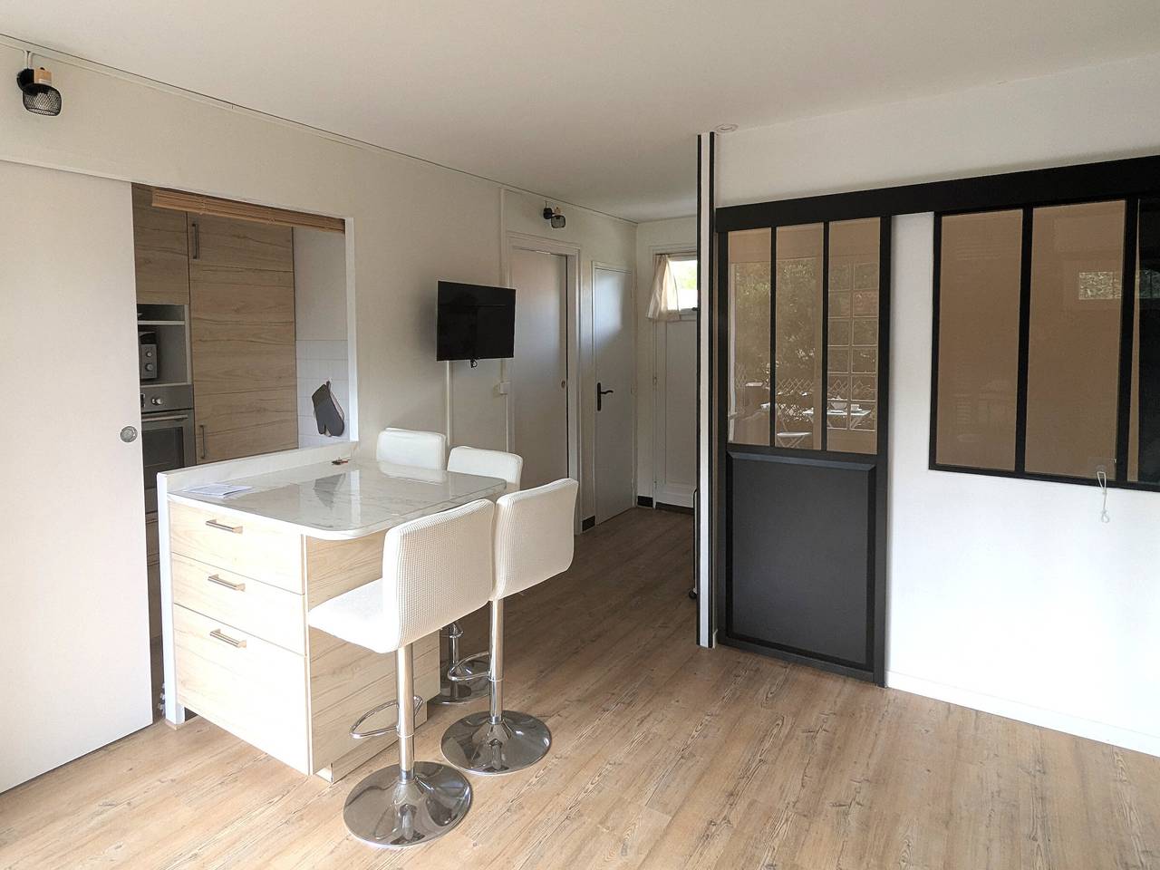 Studio entier, Studio Charmant Proche Plage pour 2 Pers avec Parking in Arcachon, Région d'Arcachon