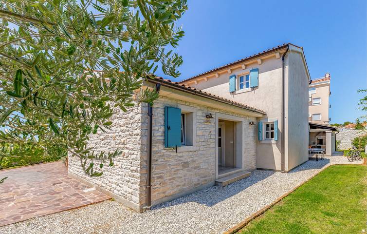 Ferienhaus für 8 Personen, mit Terrasse und Sauna in Fazana - 2