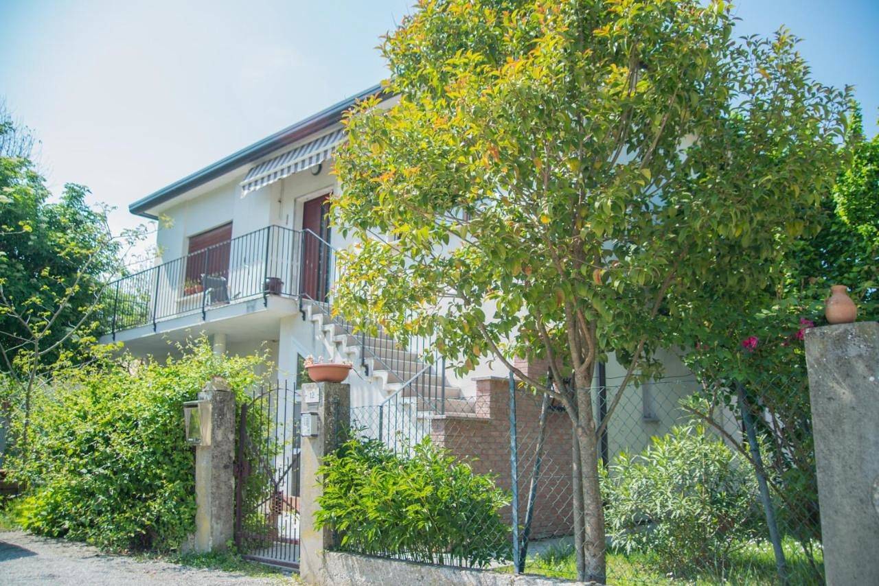 Triple Room with Private Bathroom in Treviso, Treviso Provinz