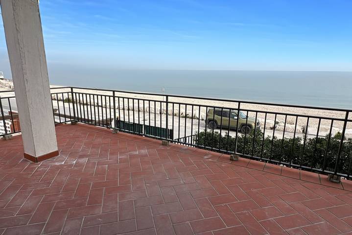 Appartamento per 6 persone, con balcone/terrazza, con animali domestici a Montemarciano
