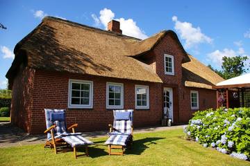 Ferienhaus für 8 Personen, mit Garten und Terrasse in Risum-Lindholm