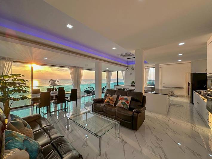 Location de vacances pour 6 personnes, avec vue et balcon à Pattaya