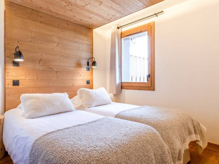 Gîte pour 11 personnes, avec terrasse ainsi que jacuzzi et sauna à Les Saisies - 4