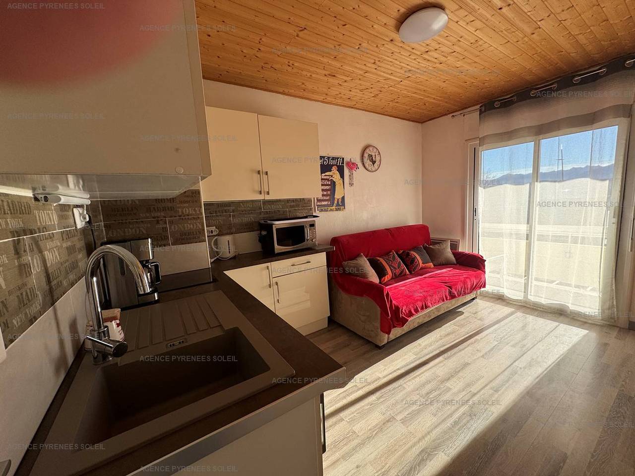 Studio entier, Grand studio/cabine lumineux, proche commerces et pistes in Les Angles, Parc naturel régional des Pyrénées catalanes
