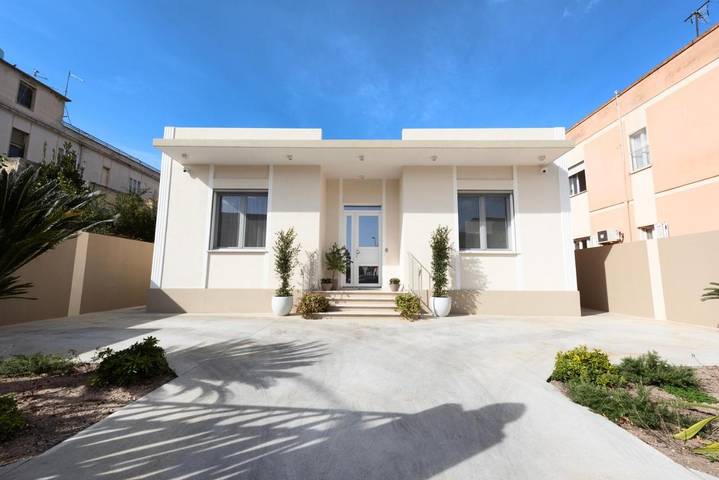 B&b per 3 persone, con giardino e panorama a Selargius