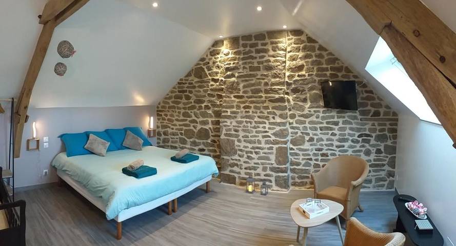 Location de vacances pour 6 personnes, avec vue et jardin à Lonlay-l'Abbaye - 2