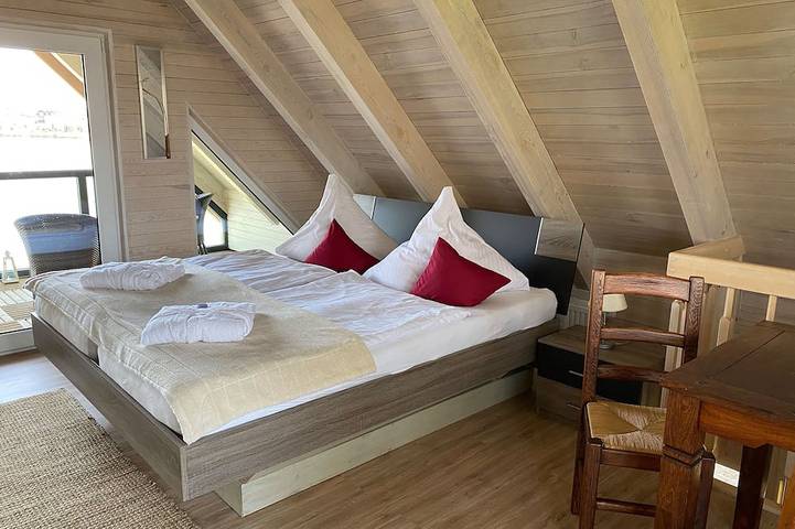 Ferienhaus für 3 Personen, mit Sauna und Balkon sowie Garten in Zehdenick - 2