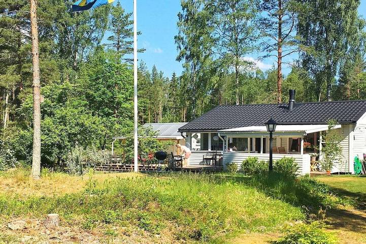 Ferienhaus für 5 Personen, mit Garten und Sauna in Mittelschweden